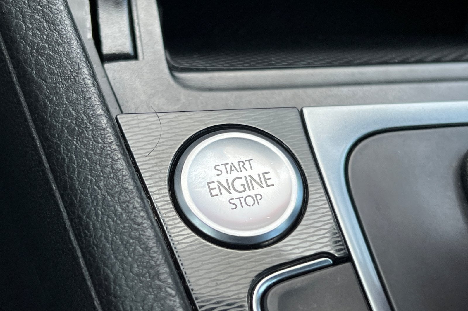 2017 Volkswagen Golf GTI Sport