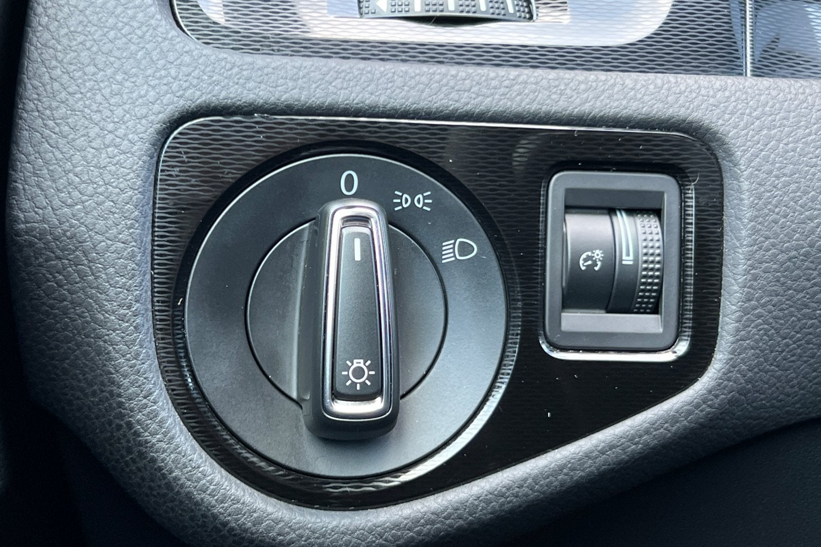 2017 Volkswagen Golf GTI Sport