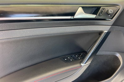 2015 Volkswagen Golf GTI SE