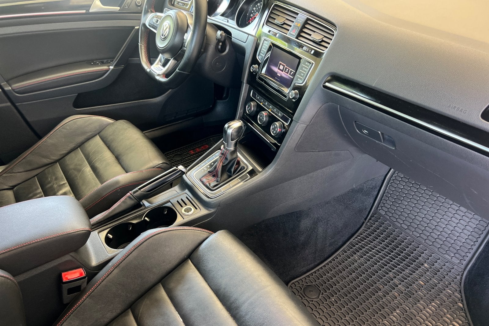 2015 Volkswagen Golf GTI SE