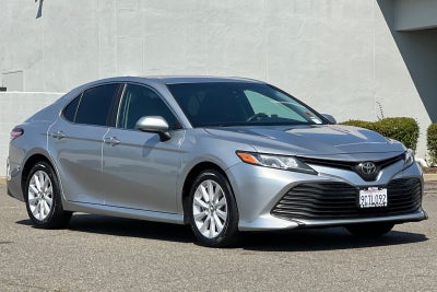 2018 Toyota Camry LE