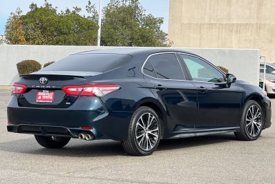 2018 Toyota Camry SE