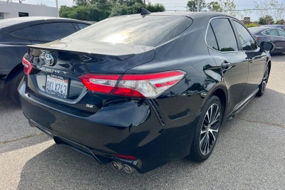 2019 Toyota Camry SE