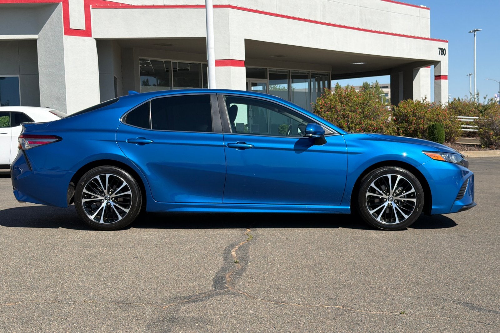 2019 Toyota Camry SE