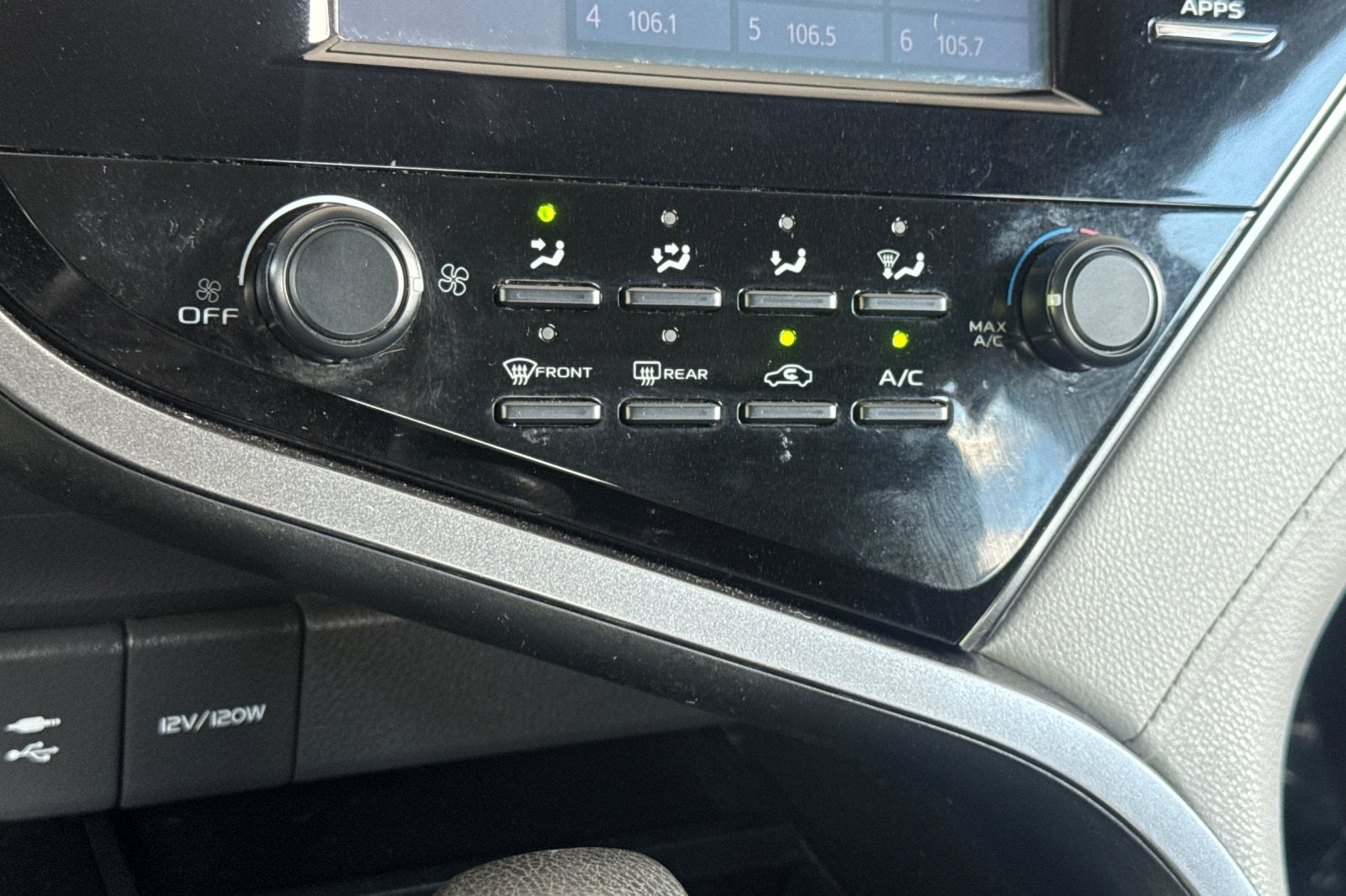 2019 Toyota Camry LE