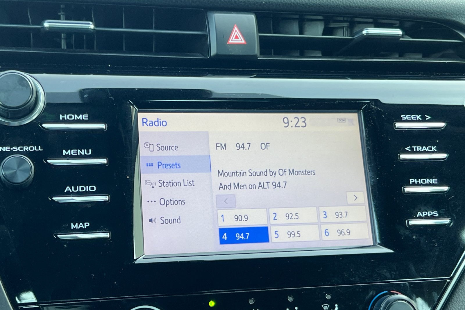 2019 Toyota Camry LE