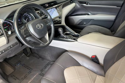 2019 Toyota Camry Hybrid XLE