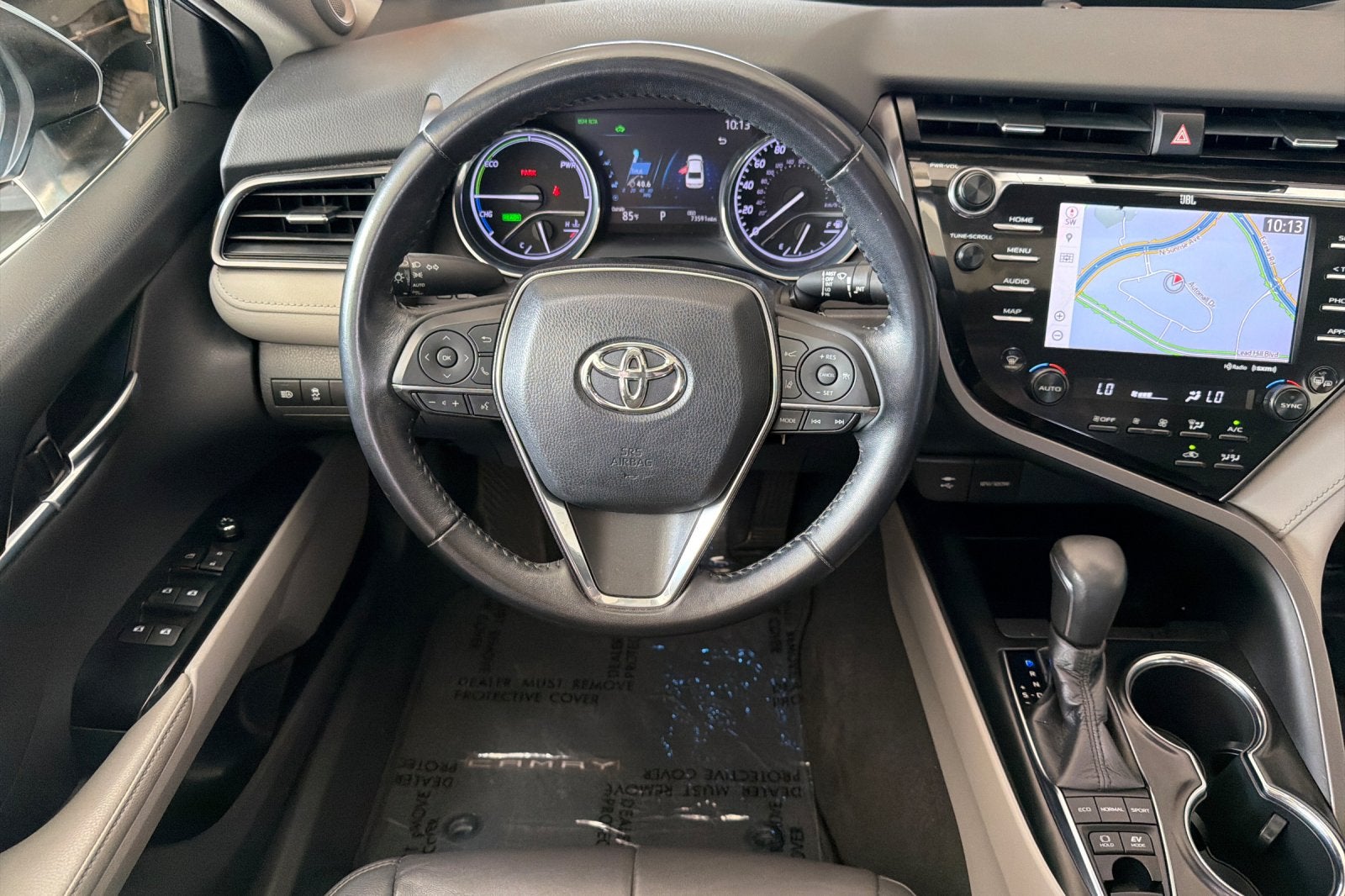 2019 Toyota Camry Hybrid XLE