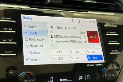 2019 Toyota Camry Hybrid XLE