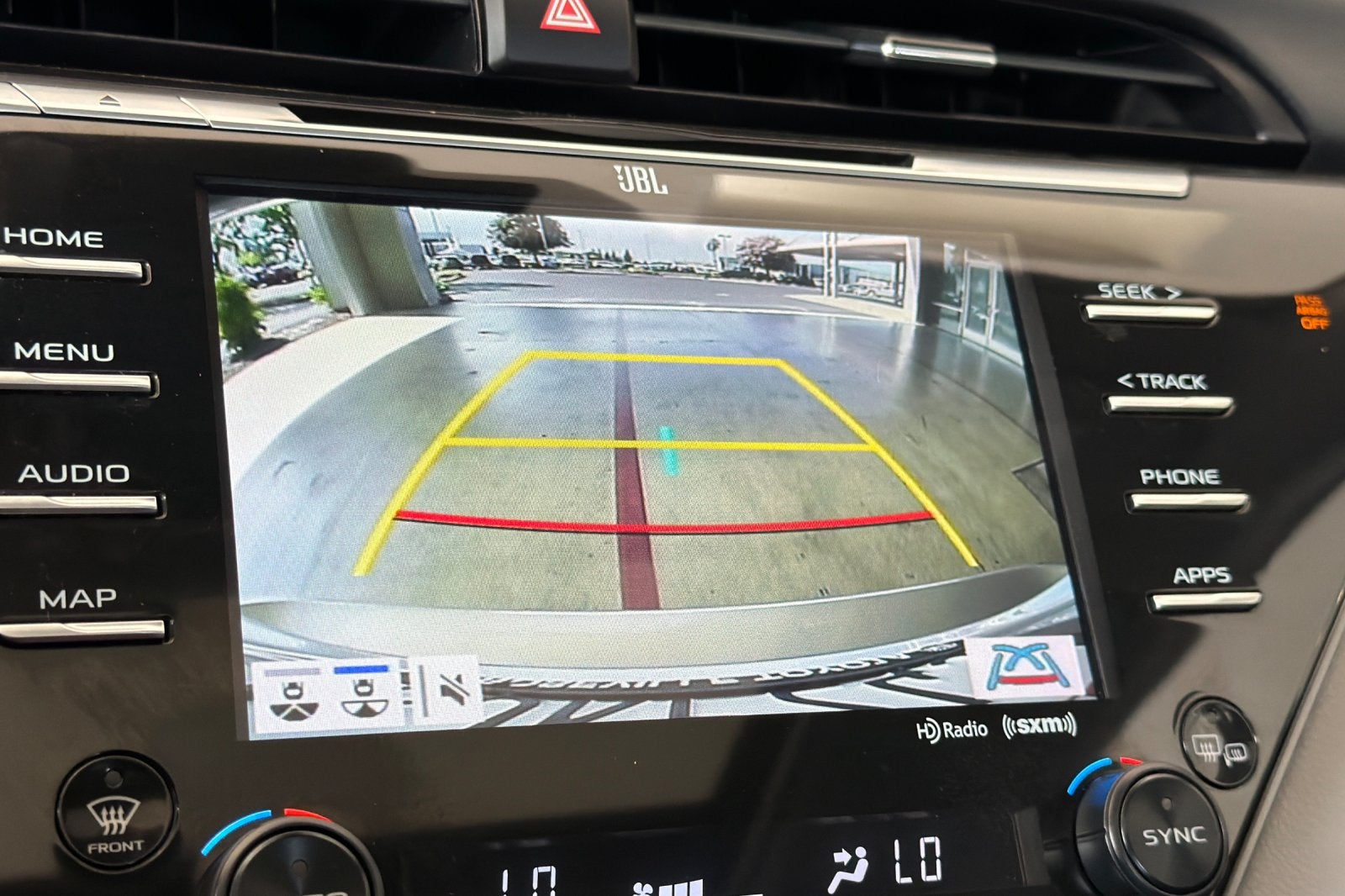 2019 Toyota Camry Hybrid XLE