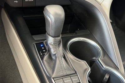 2019 Toyota Camry Hybrid XLE