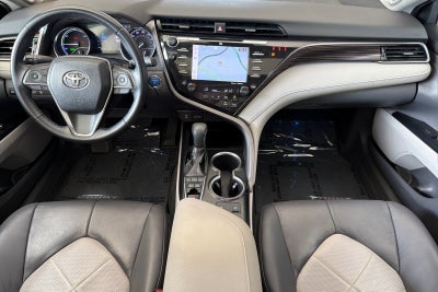 2019 Toyota Camry Hybrid XLE