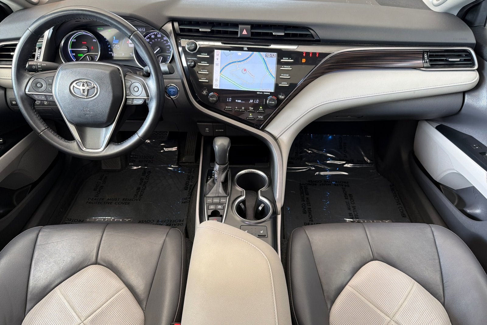 2019 Toyota Camry Hybrid XLE