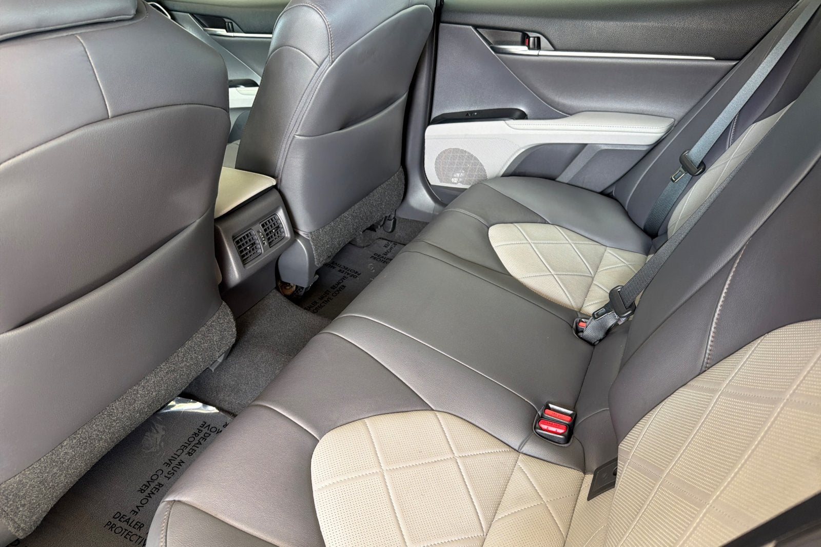 2019 Toyota Camry Hybrid XLE