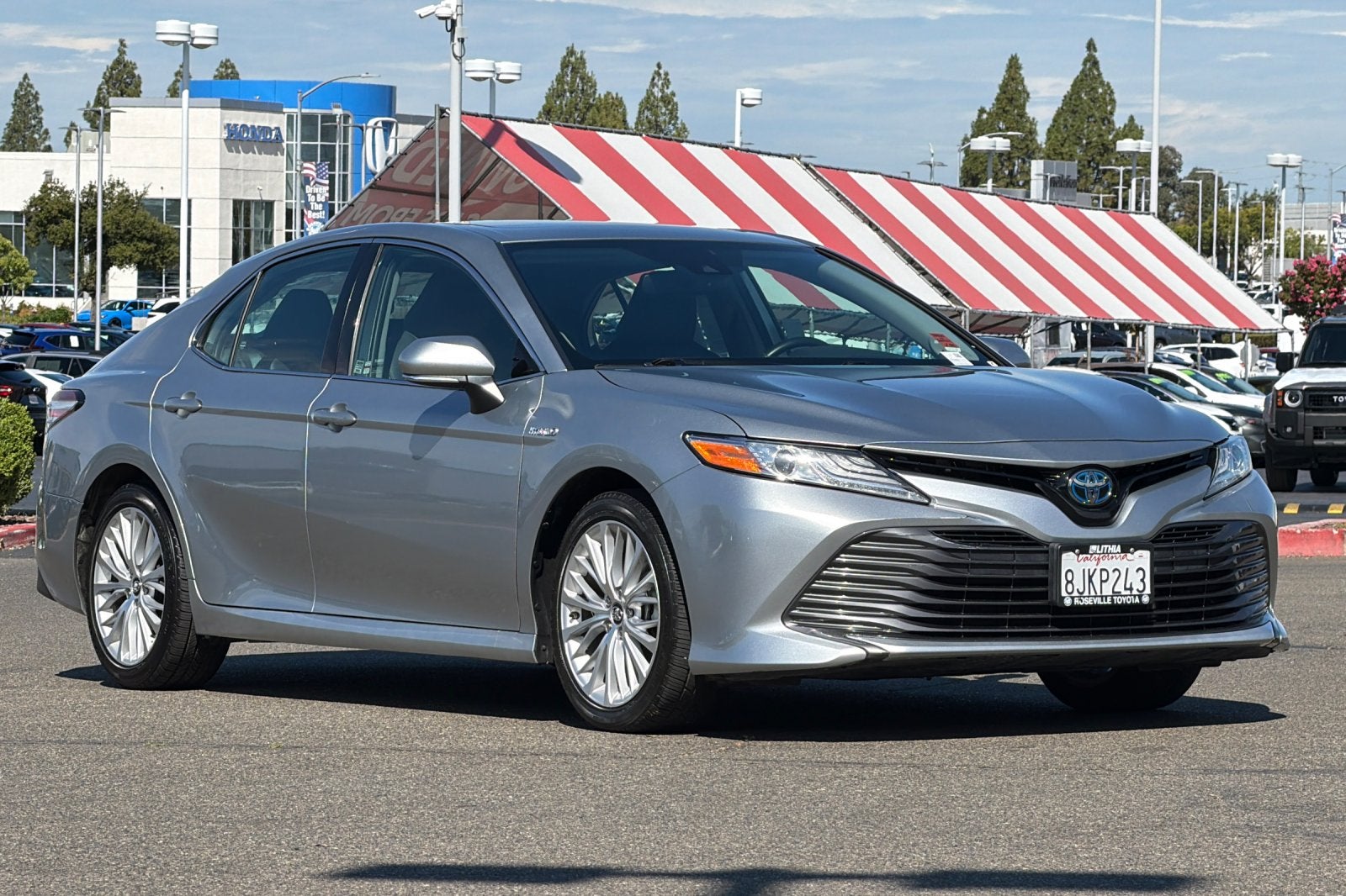 2019 Toyota Camry Hybrid XLE