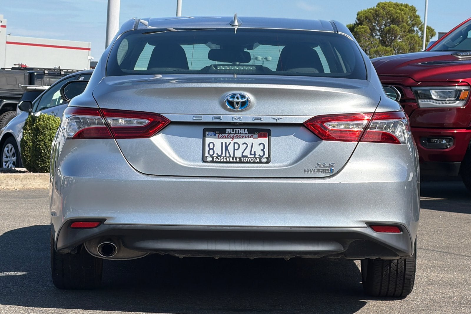 2019 Toyota Camry Hybrid XLE