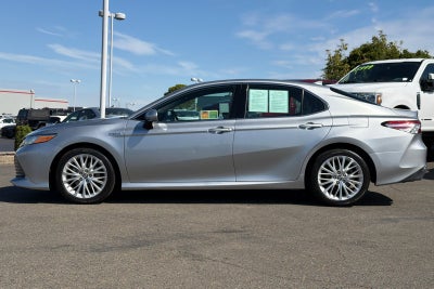 2019 Toyota Camry Hybrid XLE