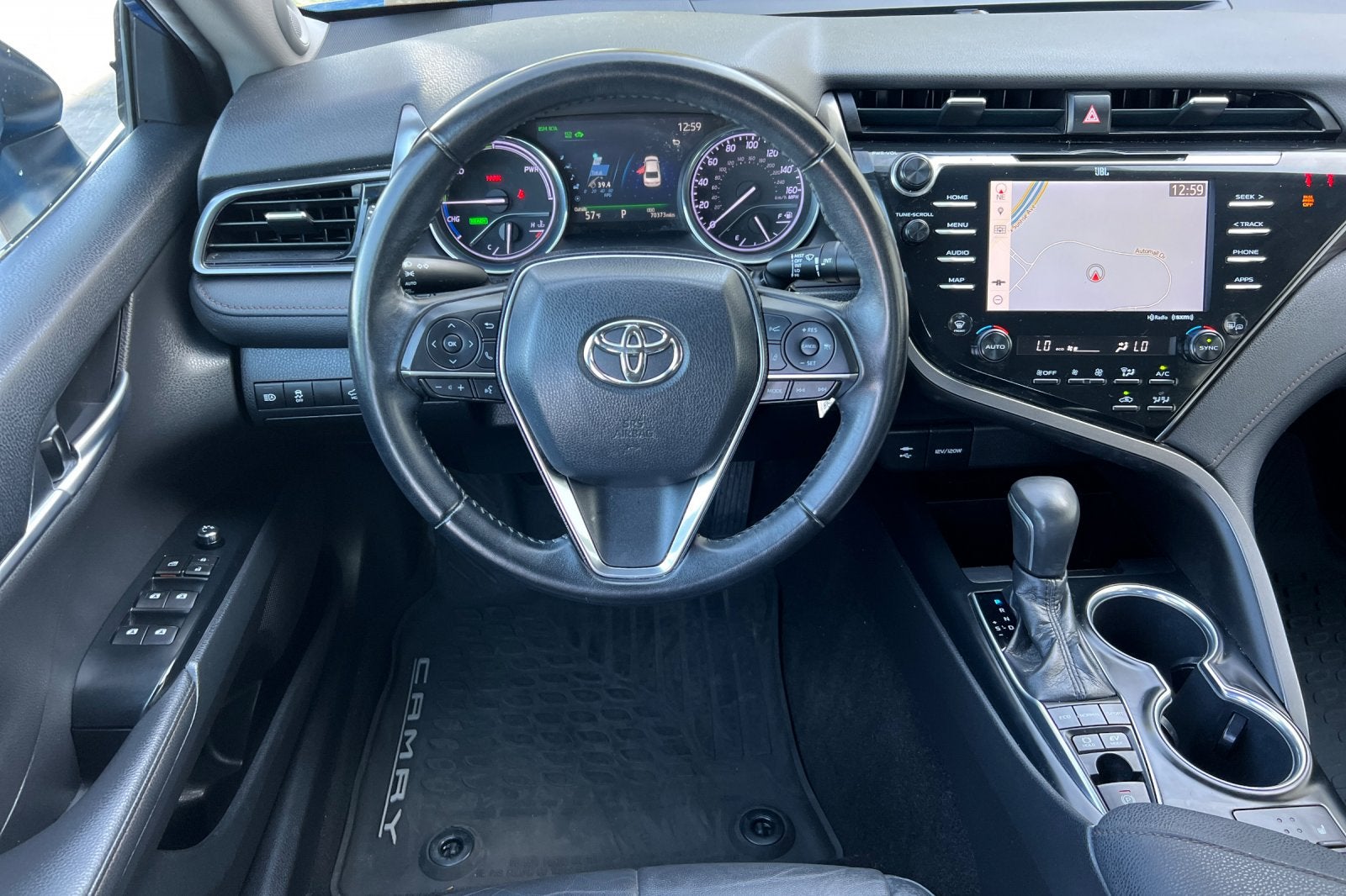 2019 Toyota Camry Hybrid XLE