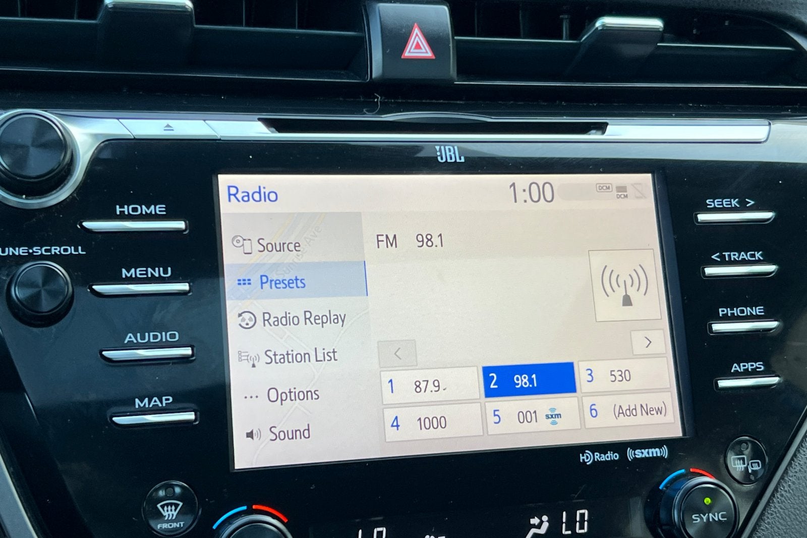 2019 Toyota Camry Hybrid XLE