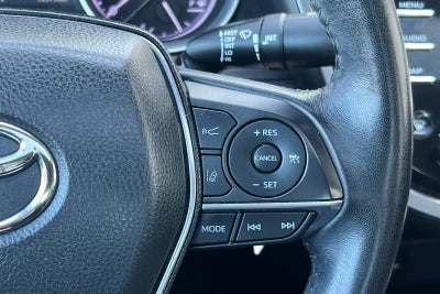 2019 Toyota Camry Hybrid XLE