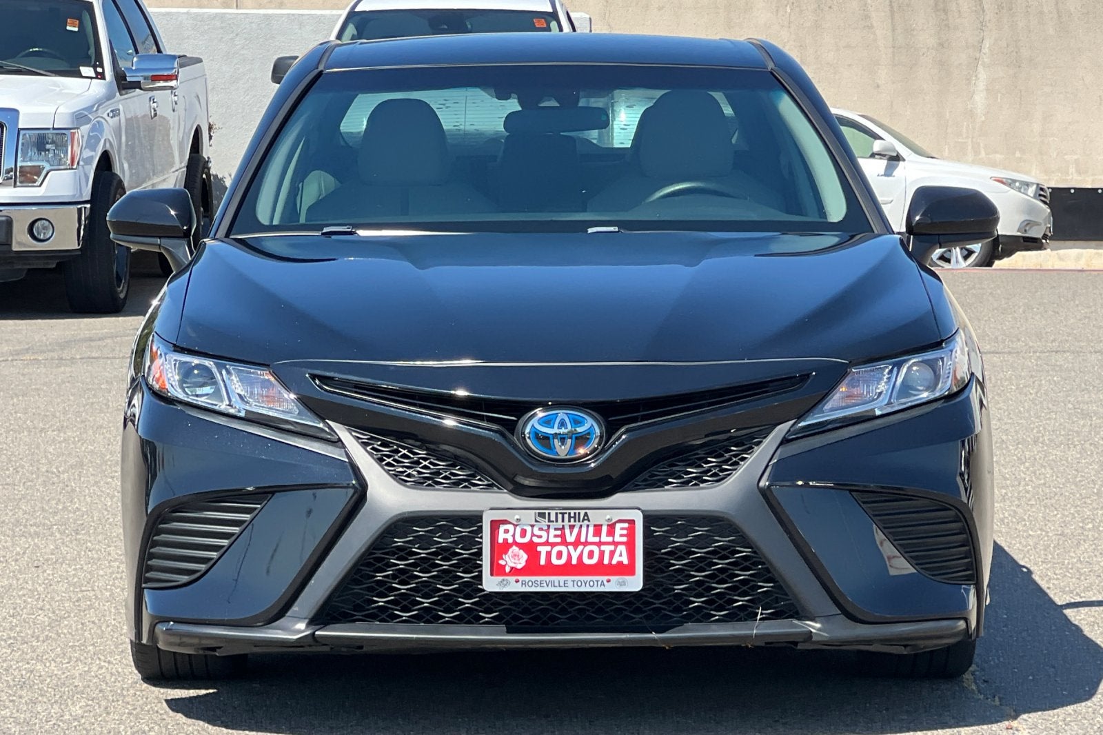 2018 Toyota Camry Hybrid SE