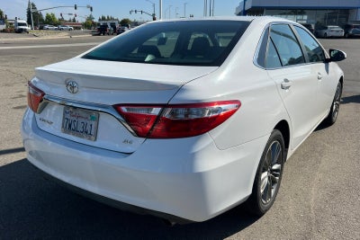 2017 Toyota Camry SE