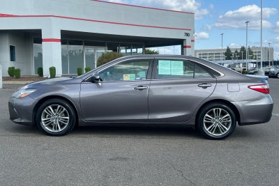 2017 Toyota Camry SE