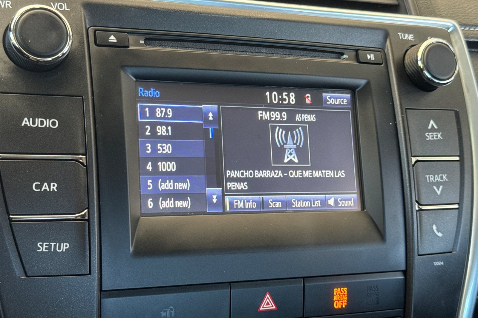 2017 Toyota Camry LE