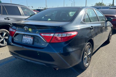 2017 Toyota Camry SE