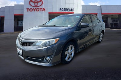 2014 Toyota Camry SE