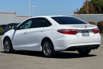 2017 Toyota Camry SE