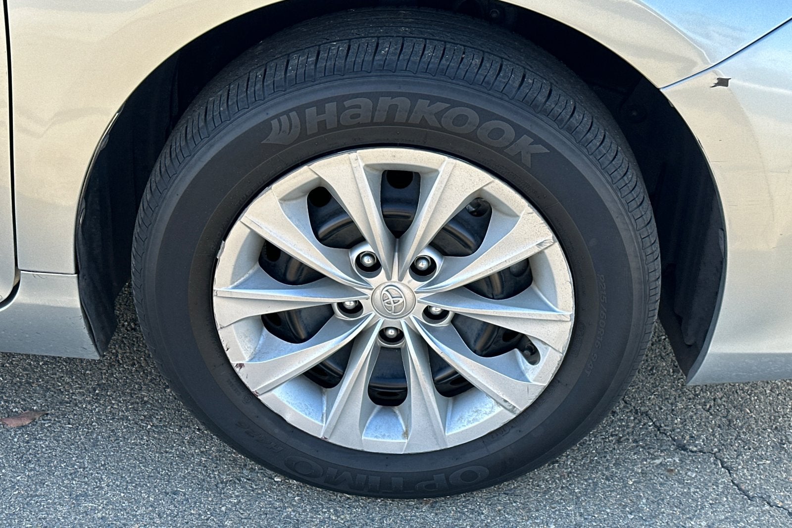 2017 Toyota Camry LE