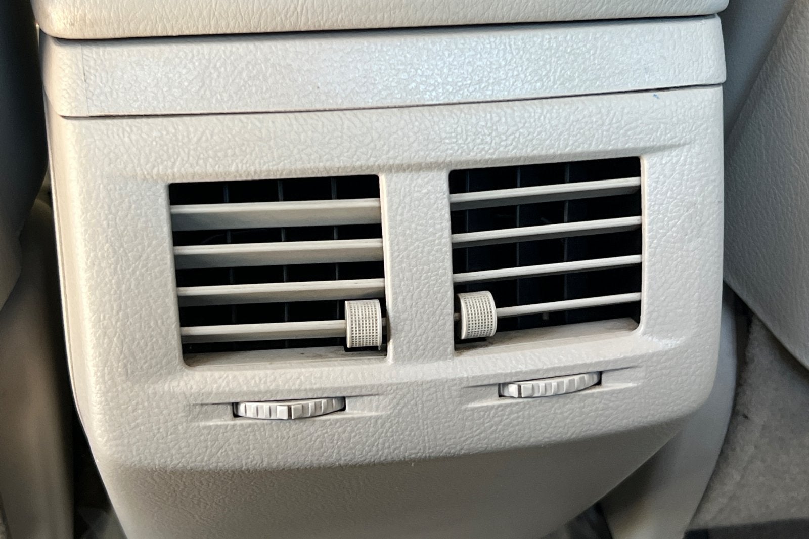 2005 Toyota Avalon XLS