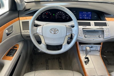 2005 Toyota Avalon XLS