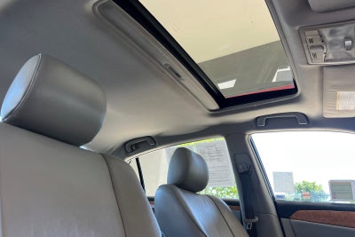 2005 Toyota Avalon XLS