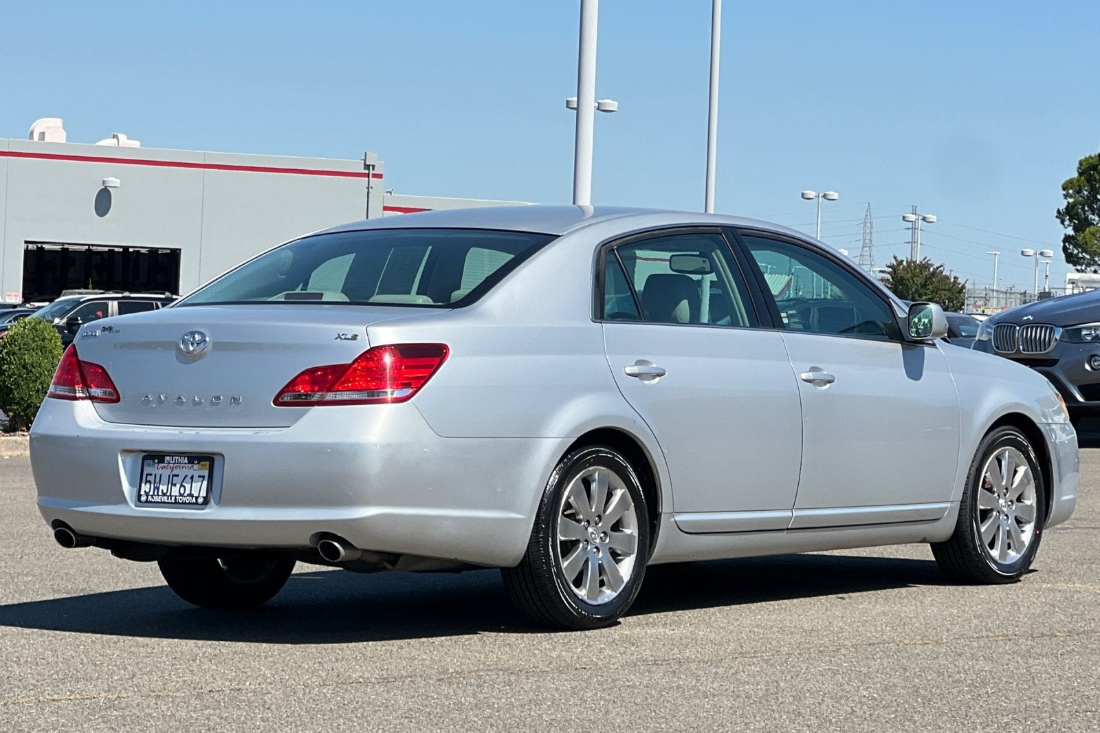 2005 Toyota Avalon XLS