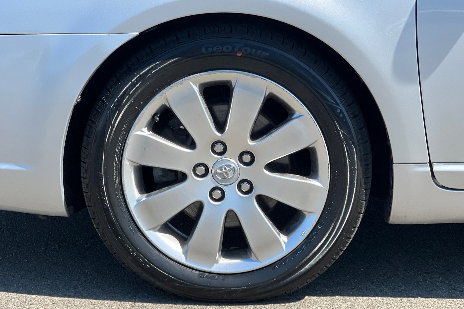 2005 Toyota Avalon XLS