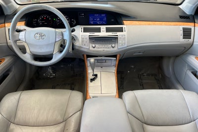 2005 Toyota Avalon XLS