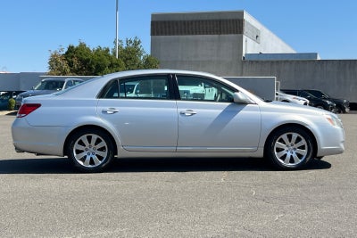 2005 Toyota Avalon XLS