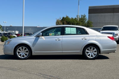 2005 Toyota Avalon XLS