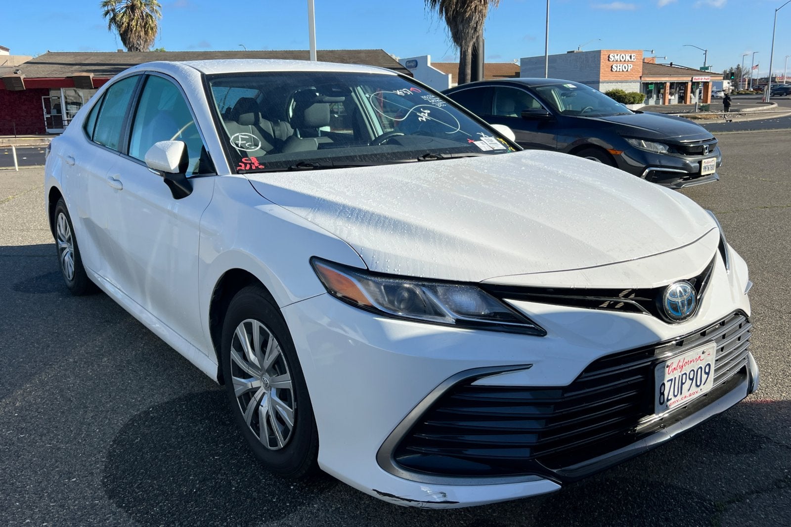 2022 Toyota Camry Hybrid LE