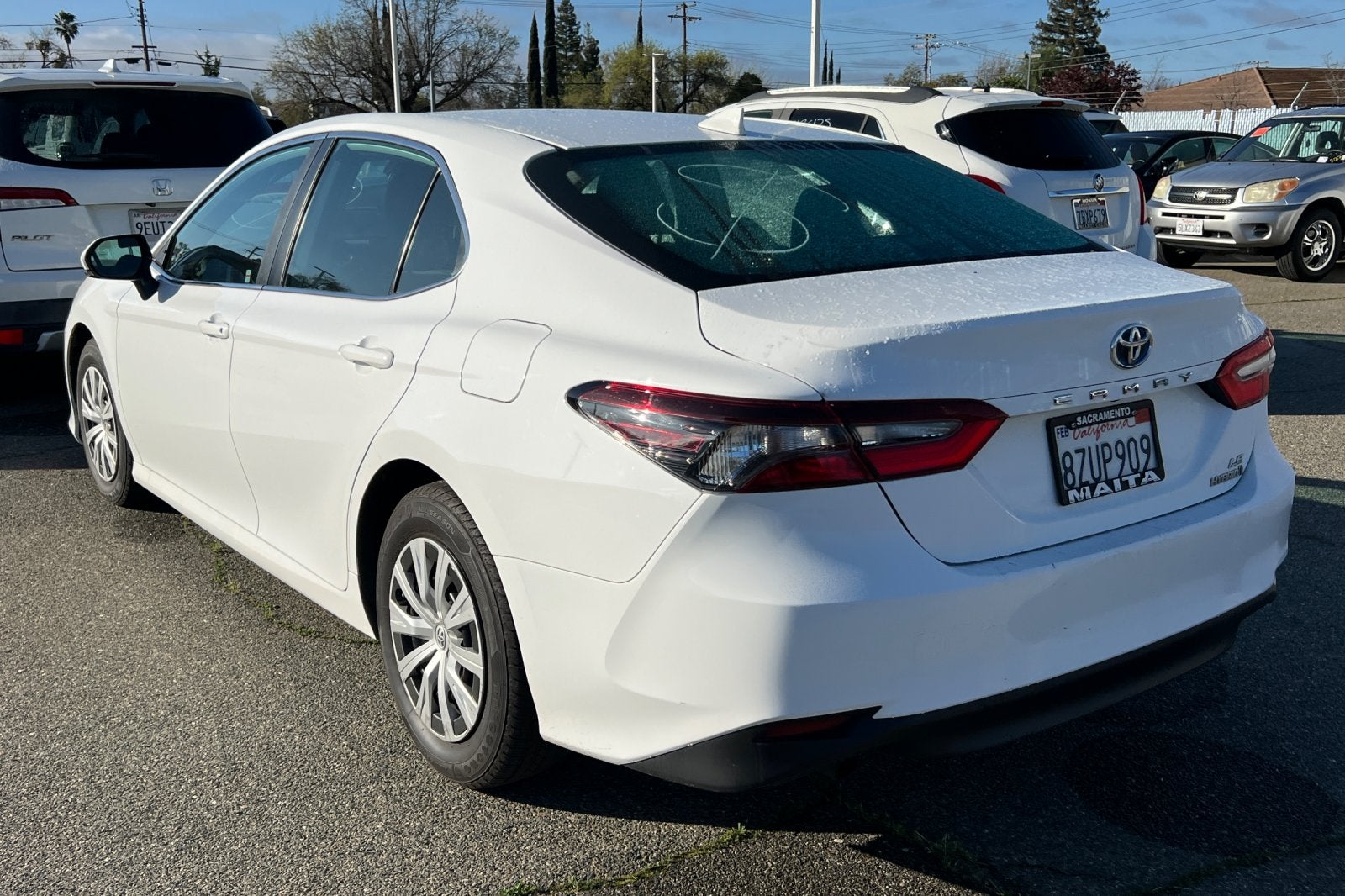 2022 Toyota Camry Hybrid LE