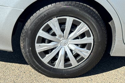 2020 Toyota Camry Hybrid LE