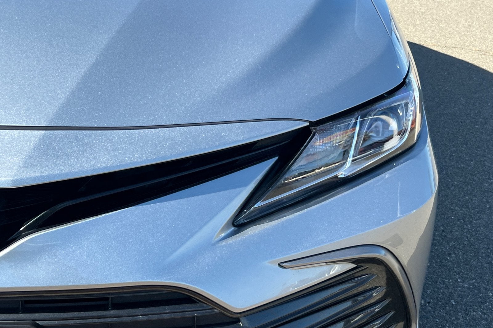 2022 Toyota Camry Hybrid LE