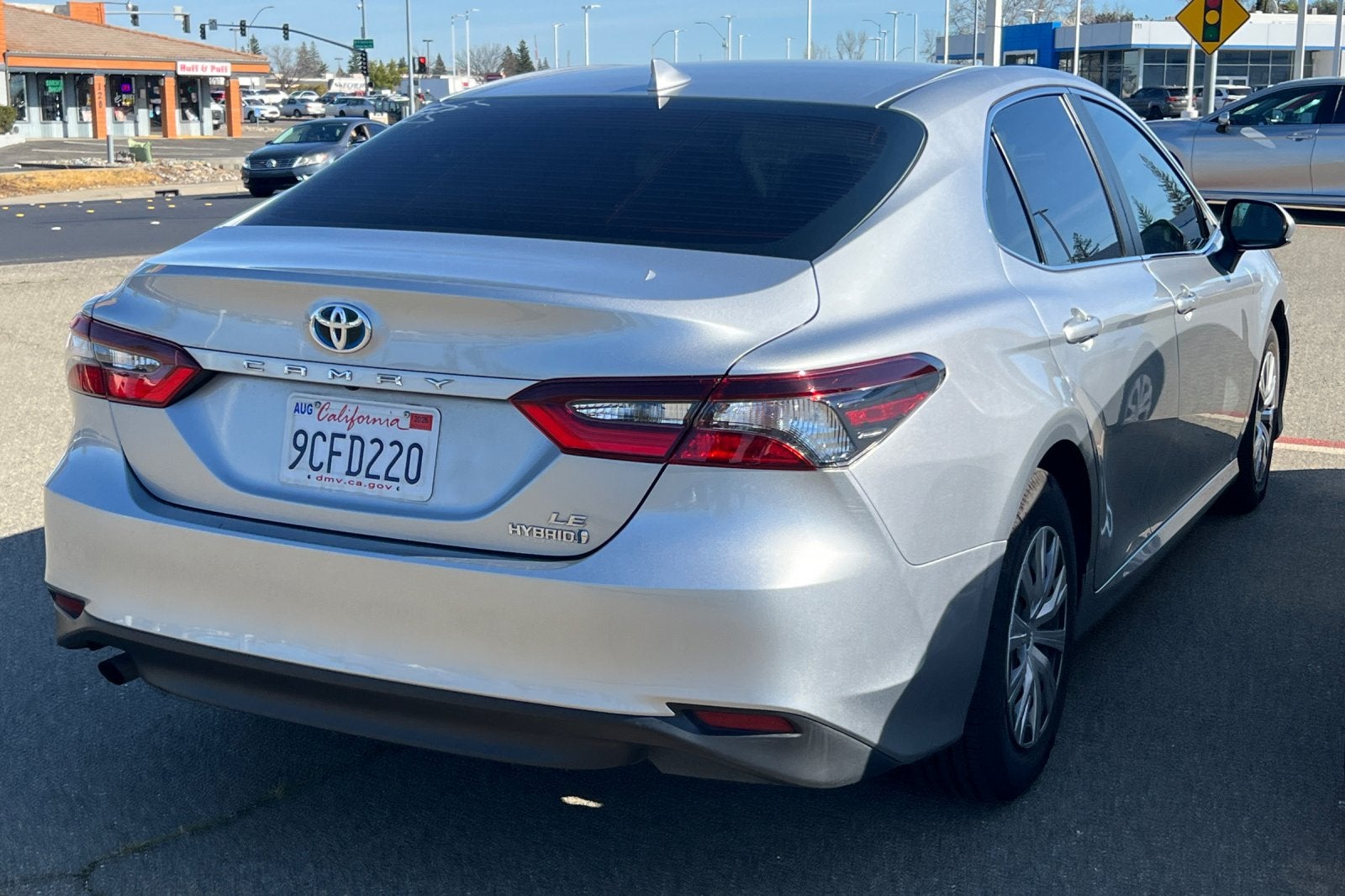 2022 Toyota Camry Hybrid LE