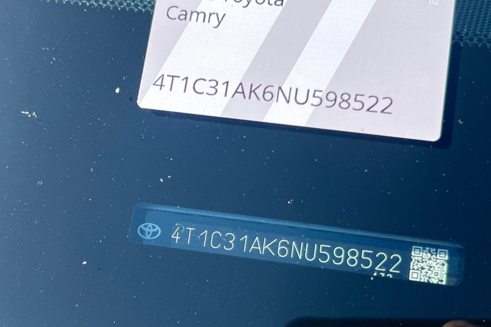 2022 Toyota Camry Hybrid LE