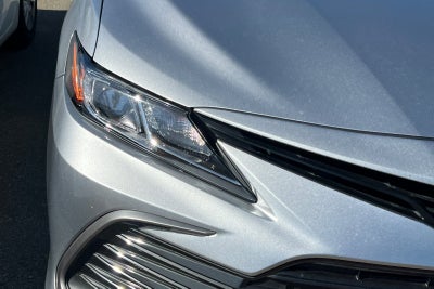 2022 Toyota Camry Hybrid LE