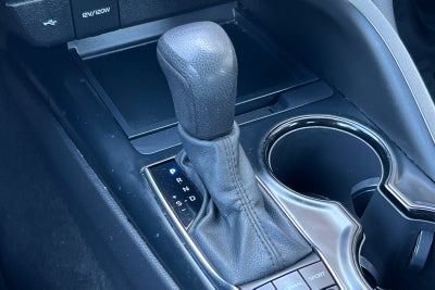 2020 Toyota Camry Hybrid LE