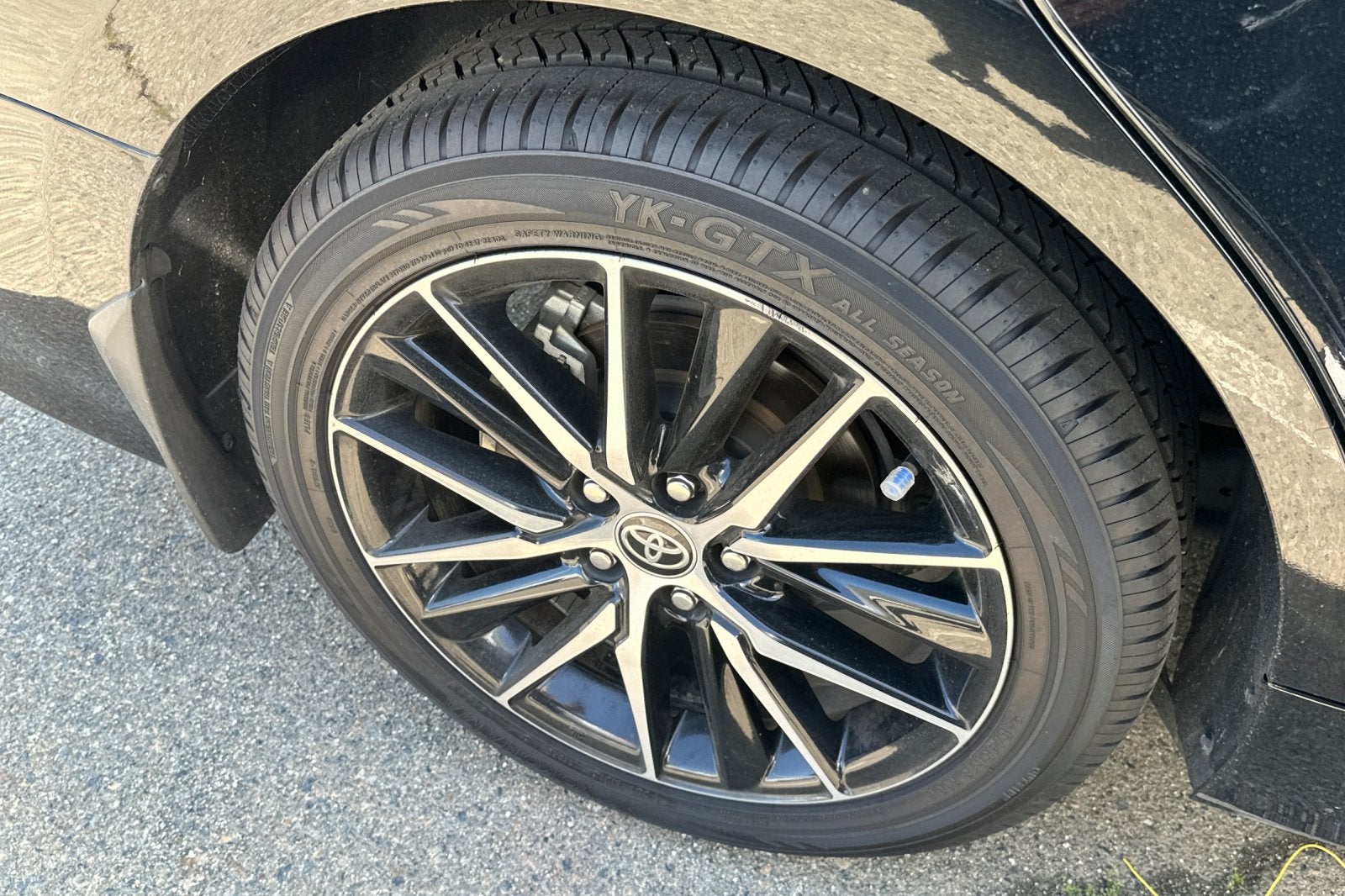 2021 Toyota Camry Hybrid LE