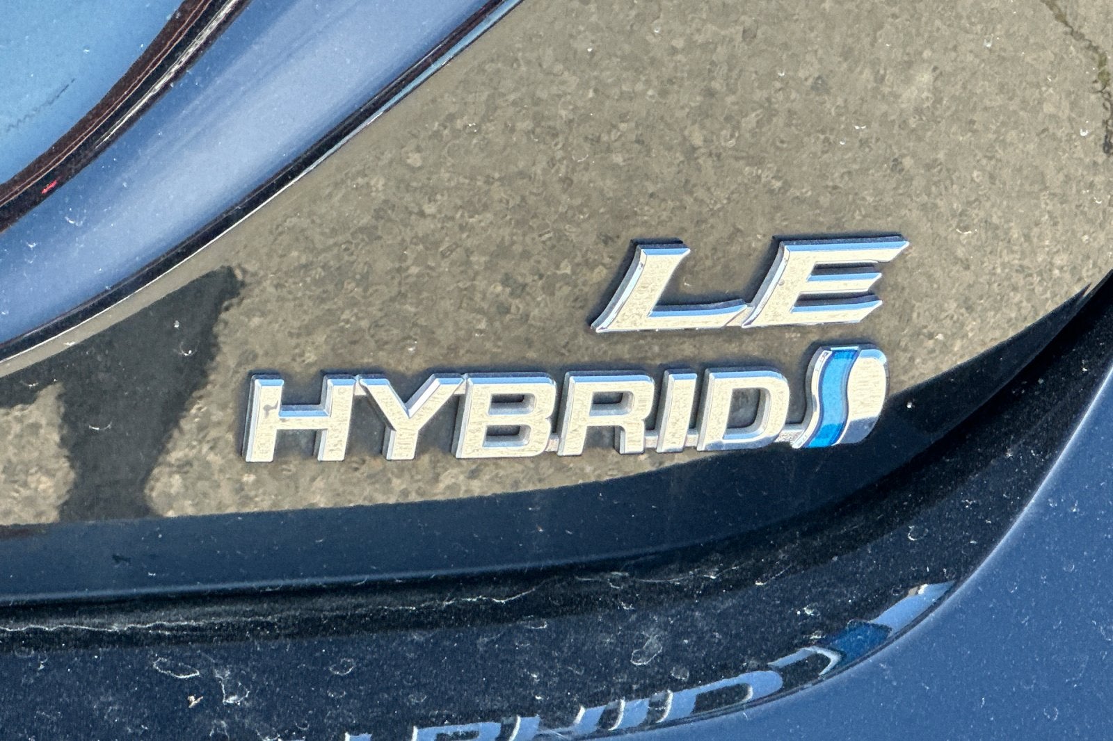 2021 Toyota Camry Hybrid LE